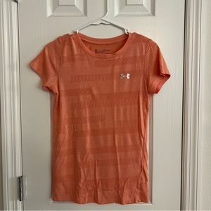 🦩Under Armor Top